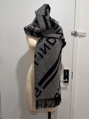J.Linderberg Scarf